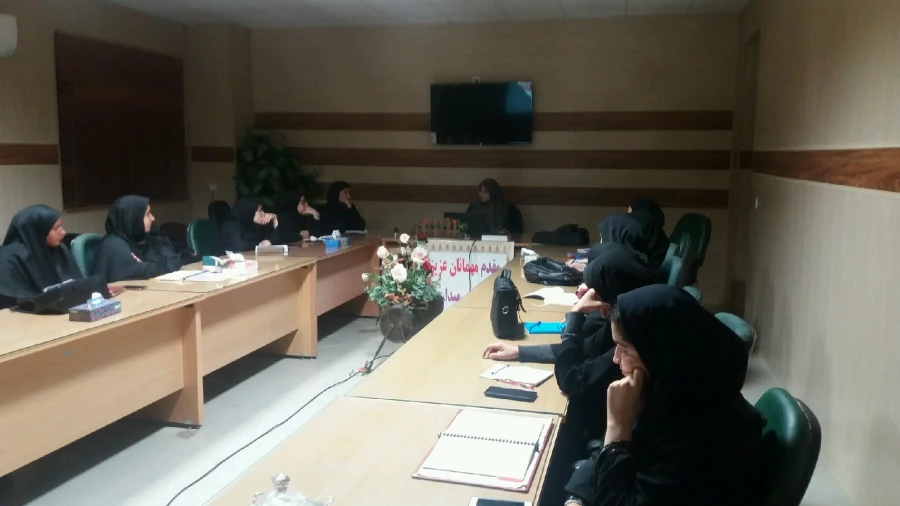 توسط واحد مشاوره پردیس برگزار گردید:  کارگاه ذهن آگاهی 4