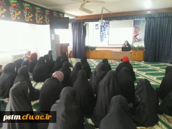 نشست صمیمی سرپرست پردیس با دانشجویان در جهت تبیین آیین نامه های حوزه دانشجویی  دانشگاه 5