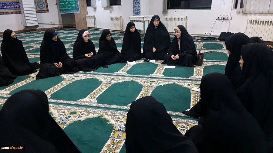 برگزاری نشست صمیمی سرپرست پردیس با نمایندگان کانون ها، انجمن ها، تشکل ها و شورای صنفی در خصوص برنامه های روز دانشجو 2