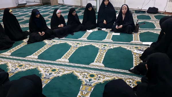 برگزاری نشست صمیمی سرپرست پردیس با نمایندگان کانون ها، انجمن ها، تشکل ها و شورای صنفی در خصوص برنامه های روز دانشجو 4