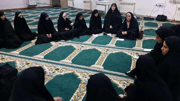 برگزاری نشست صمیمی سرپرست پردیس با نمایندگان کانون ها، انجمن ها، تشکل ها و شورای صنفی در خصوص برنامه های روز دانشجو 3