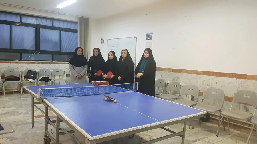برگزاری مسابقه تنیس روی میز به مناسبت روز دانشجو و اهداء جوایز به نفرات برتر 10