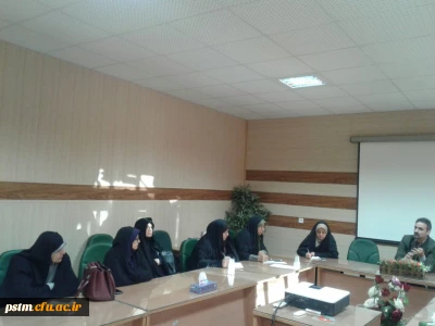 جلسه توجیهی مسئولین گروه های مصاحبه پذیرفته شدگان تکمیل ظرفیت کنکور سراسری دانشگاه فرهنگیان