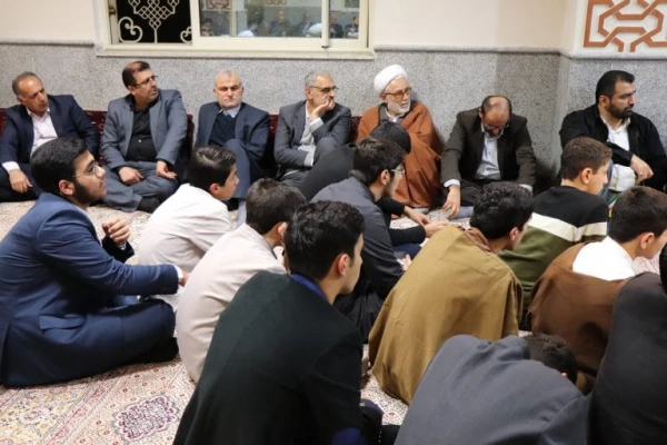 حضور مسئولین و اعضای هیات علمی دانشگاه فرهنگیان مازندران در نشست علمی و فرهنگی اساتید دانشگاه ها و حوزه های علمیه شهرستان ساری به میزبانی حوزه علمیه امام علی (ع) ساری 2