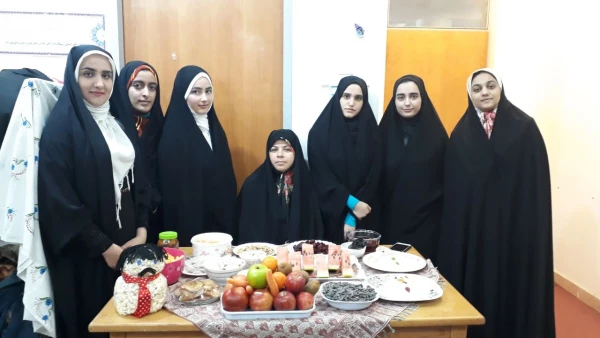 سفره های یلدایی دانشجویان پردیس به روایت تصویر 5