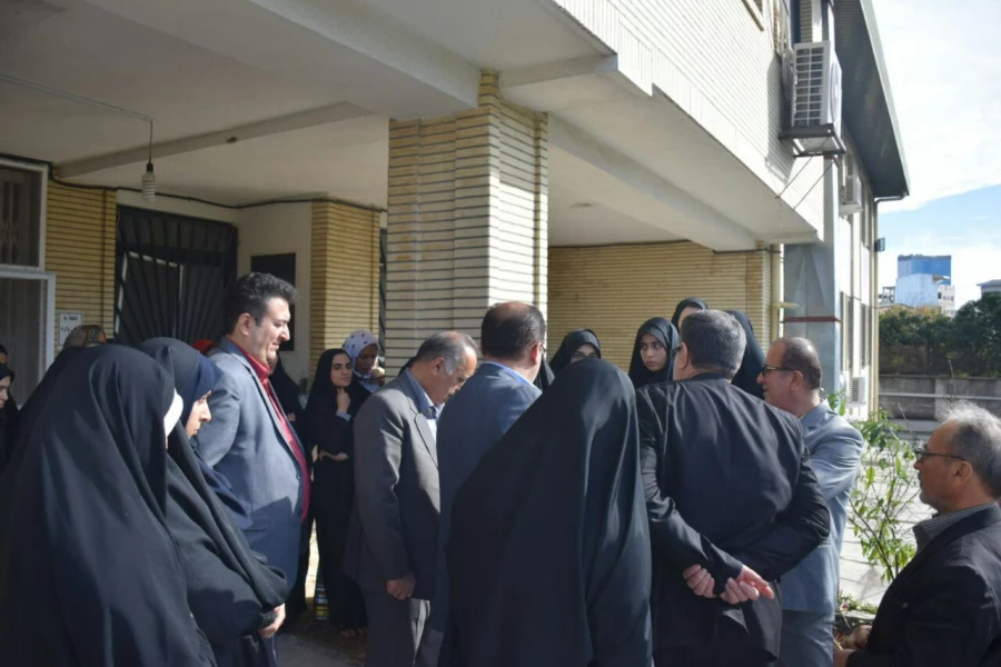 حضور آقای دکتر خنیفر در پردیس و بازدید از ساختمان آموزشی و سرای دانشجویی 11