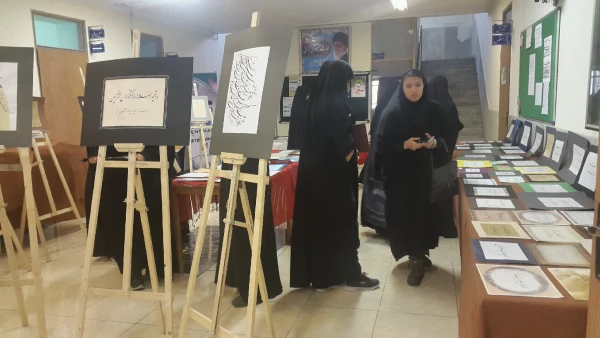 برگزاری نمایشگاه خط و هنرهای دستی دانشجویان 6