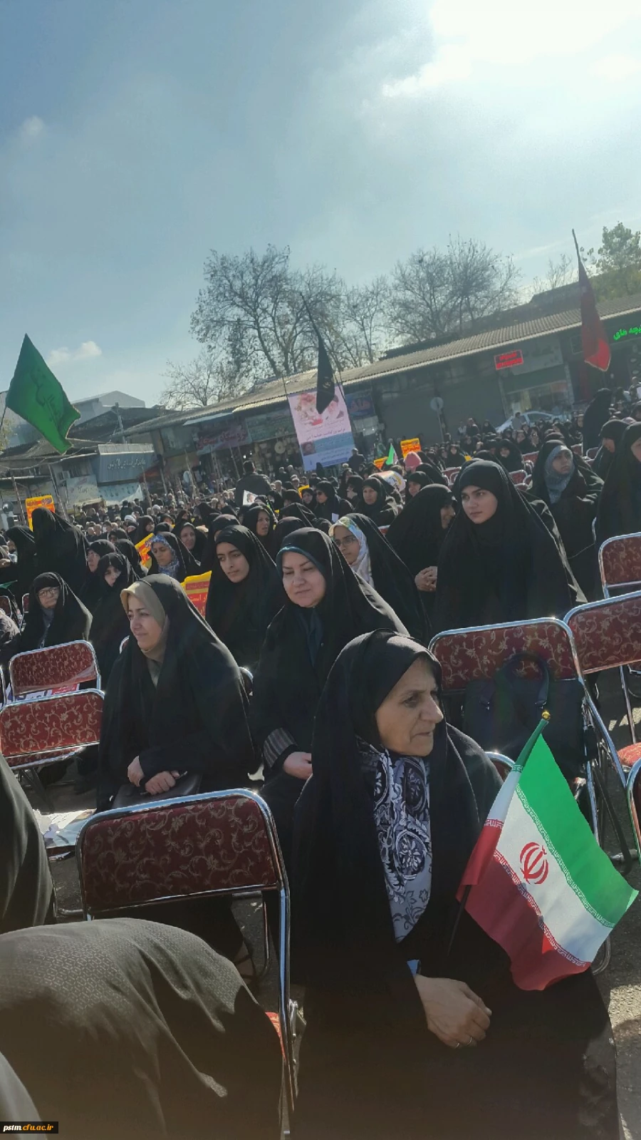 حضور مسئولین و دانشجویان پردیس در راهپیمایی سالروز حماسه 9 دی  5