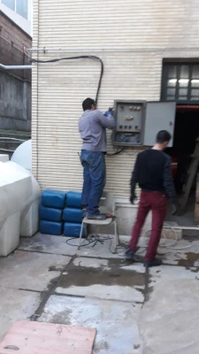 مساعدت اداره برق شهرستان ساری جهت رفع برخی مشکلات برقی پردیس 5