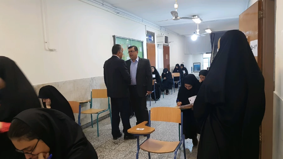 بازدید مدیریت استانی دانشگاه از برگزاری امتحانات نیمسال اول سال تحصیل 98-97 4