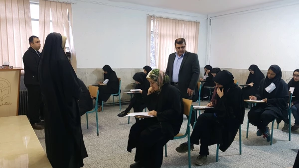 بازدید مدیریت استانی دانشگاه از برگزاری امتحانات نیمسال اول سال تحصیل 98-97 5