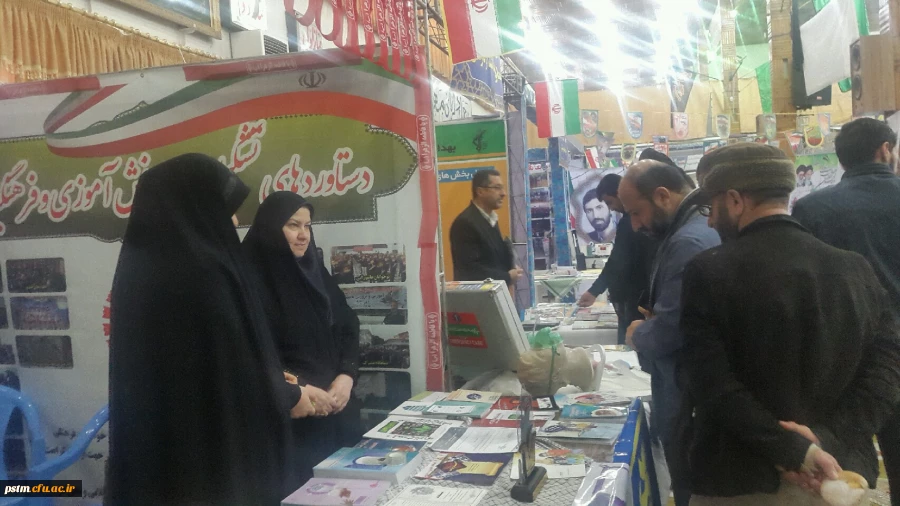 برپایی غرفه مشترک سازمان بسیج دانش آموزی اداره کل آموزش و پرورش و دانشگاه فرهنگیان در حسینیه عاشقان کربلای ساری با حضور مسئولین و دانشجویان پردیس خواهران 2