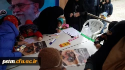 حضور مسئولین، همکاران و دانشجویان پردیس در راهپیمایی 22 بهمن و  فعالیت های غرفه دانشگاه به روایت تصویر 15