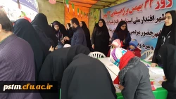 حضور مسئولین، همکاران و دانشجویان پردیس در راهپیمایی 22 بهمن و  فعالیت های غرفه دانشگاه به روایت تصویر 22