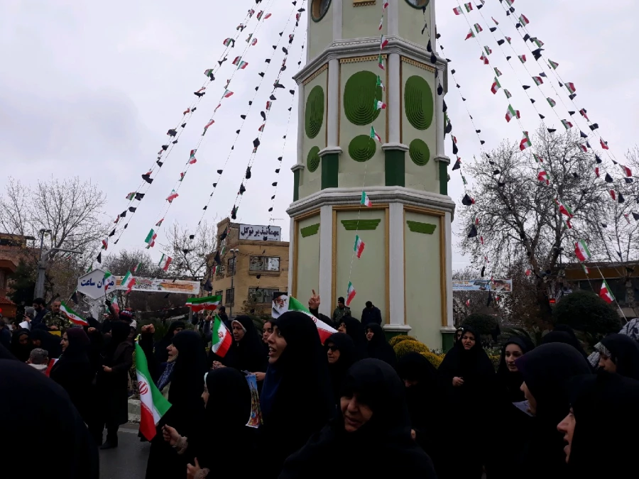 حضور مسئولین، اساتید و دانشجویان پردیس در راهپیمایی چهلمین سالگرد پیروزی انقلاب اسلامی و غرفه دانشگاه به روایت تصویر 4