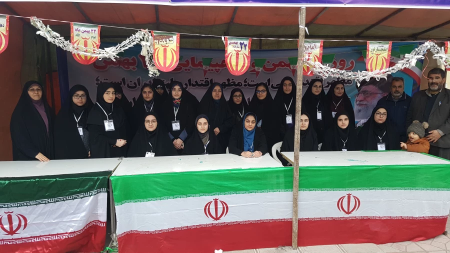 حضور مسئولین، اساتید و دانشجویان پردیس در راهپیمایی چهلمین سالگرد پیروزی انقلاب اسلامی و غرفه دانشگاه به روایت تصویر 7