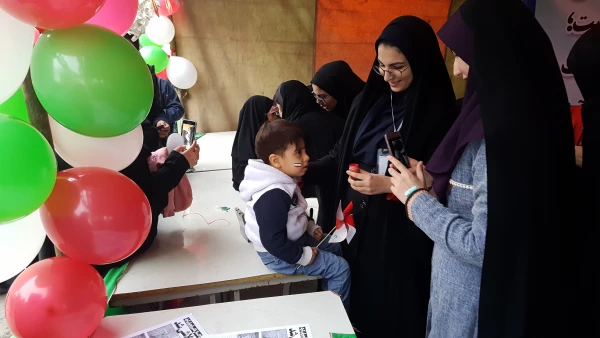 حضور مسئولین، اساتید و دانشجویان پردیس در راهپیمایی چهلمین سالگرد پیروزی انقلاب اسلامی و غرفه دانشگاه به روایت تصویر 11