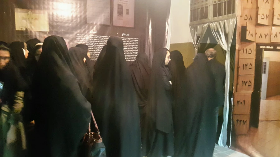 بازدید دانشجویان پردیس از موزه عبرت ساری 3