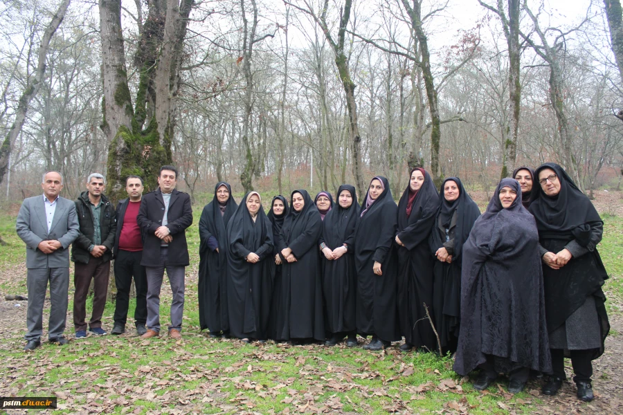 به مناسبت گرامیداشت هفته مقام مادر صورت گرفت:  اردوی نیمروزی همکاران پردیس و مرکز حضرت فاطمه (س) قائمشهر 2