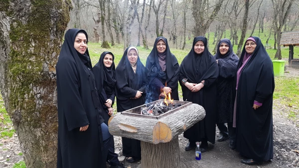 به مناسبت گرامیداشت هفته مقام مادر صورت گرفت:  اردوی نیمروزی همکاران پردیس و مرکز حضرت فاطمه (س) قائمشهر 2