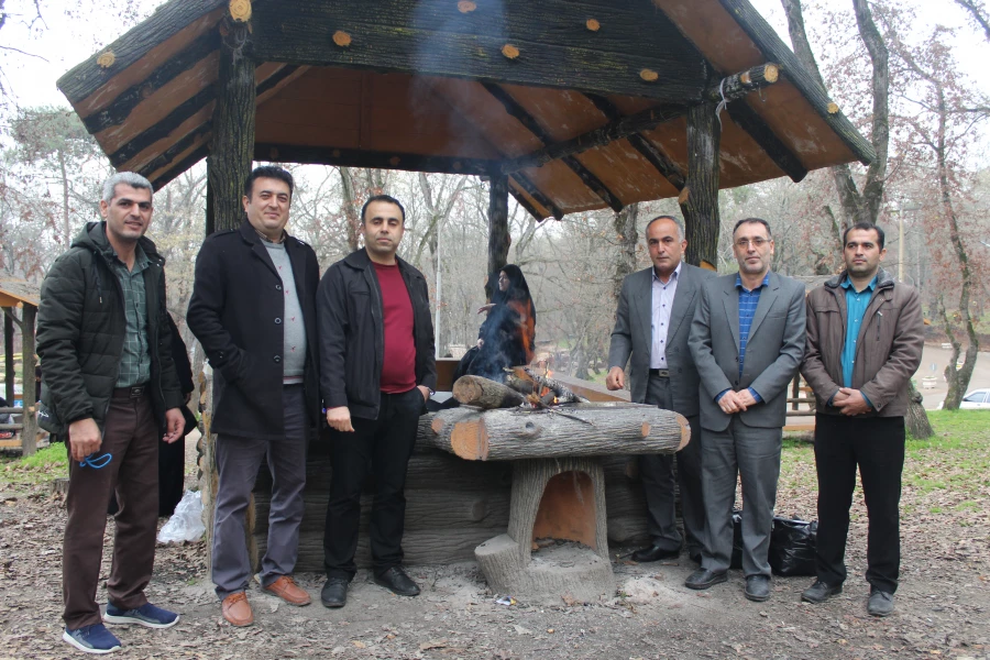 به مناسبت گرامیداشت هفته مقام مادر صورت گرفت:  اردوی نیمروزی همکاران پردیس و مرکز حضرت فاطمه (س) قائمشهر 2