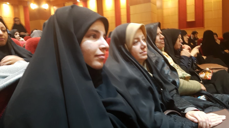 در همایش تجلیل از بانوان نمونه استان صورت گرفت: انتخاب و تجلیل از دانشجوی نمونه پردیس فاطمه الزهراء (س) ساری 2