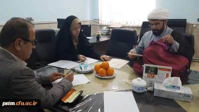 حضور نماینده موسسه جامعه الزهرا (س) قم در پردیس و بازدید ایشان از محل برگزاری آزمون روز جمعه 10 اسفند