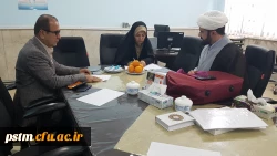 حضور نماینده موسسه جامعه الزهرا (س) قم در پردیس و بازدید ایشان از محل برگزاری آزمون روز جمعه 10 اسفند 2