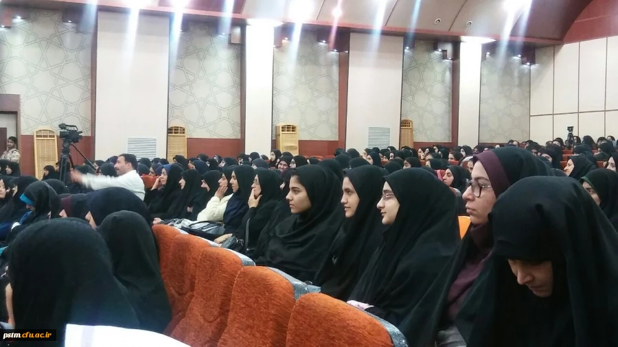 شرکت دانشجویان پردیس در همایش اسوه های صبر و مقاومت بانوی طراز انقلاب 2
