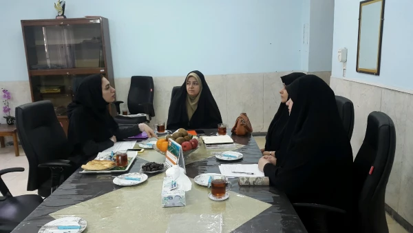 در راستای اجرایی شدن تفاهم نامه دانشگاه با معاونت بهداشتی دانشگاه علوم پزشکی مازندران انجام شد: نشست مسئولین پردیس با روانشناس  معرفی شده از سوی دانشگاه علوم پزشکی  3