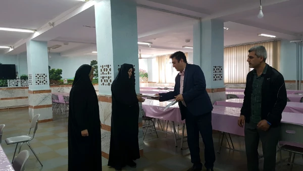 تقدیر از همکاران واحد آشپزخانه پردیس 3