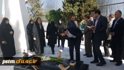 به مناسبت روز بزرگداشت شهدا برگزار شد: غبارروبی مزار شهیدگمنام پردیس با حضور مدیرکل نوسازی و تجهیزمدارس استان و همکاران  11