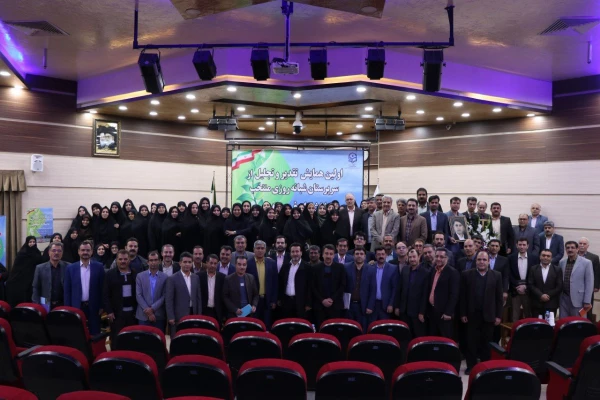 انتخاب سرپرست شبانه روزی پردیس به عنوان سرپرست شبانه روزی منتخب 2