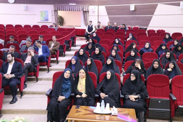 انتخاب سرپرست شبانه روزی پردیس به عنوان سرپرست شبانه روزی منتخب 4