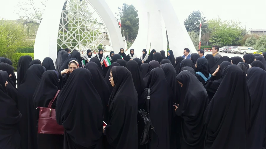 تجمع اساتید، کارکنان و دانشجویان پردیس در حمایت از سپاه پاسداران انقلاب اسلامی 3