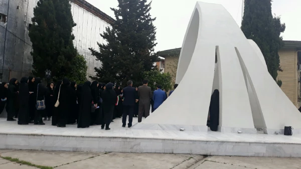 تجمع اساتید، کارکنان و دانشجویان پردیس در حمایت از سپاه پاسداران انقلاب اسلامی 12