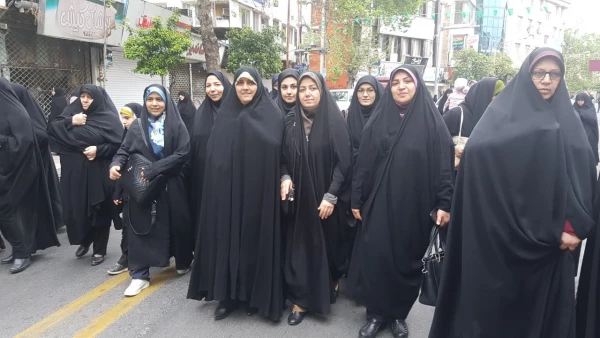 حضور مسئولین و دانشجویان پردیس در راهپیمایی 23 فروردین در حمایت از سپاه پاسداران انقلاب اسلامی 4