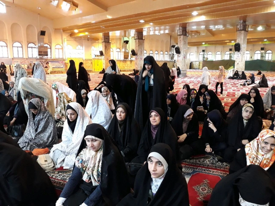 حضور مسئولین و دانشجویان پردیس در راهپیمایی 23 فروردین در حمایت از سپاه پاسداران انقلاب اسلامی 3