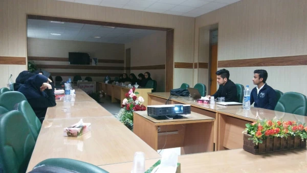 انجمن علمی ریاضی پردیس برگزار کرد: کارگاه طراحی سایت با چهار زبان پیشرفته برنامه نویسی 2