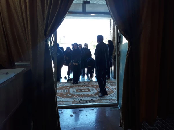 بازدید دانش آموزان مدرسه متوسطه اول فرزانگان ساری از پردیس 4