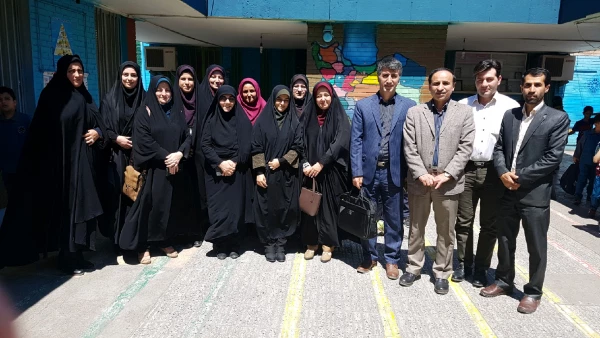 به مناسبت گرامیداشت مقام معلم انجام شد: حضور مدیریت استانی دانشگاه و مسئولین پردیس در مدارس مجری طرح کارورزی  9