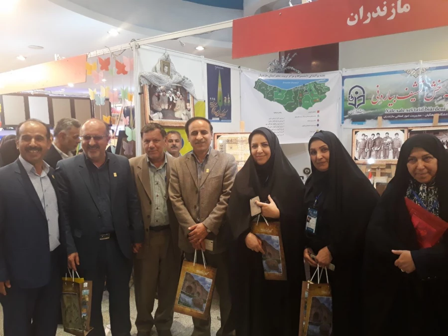 در حاشیه برگزاری آیین نکوداشت یکصدمین سال تربیت معلم در ایران برگزار شد: برپایی نمایشگاه اسناد و مفاخر تربیت معلم مازندران  4