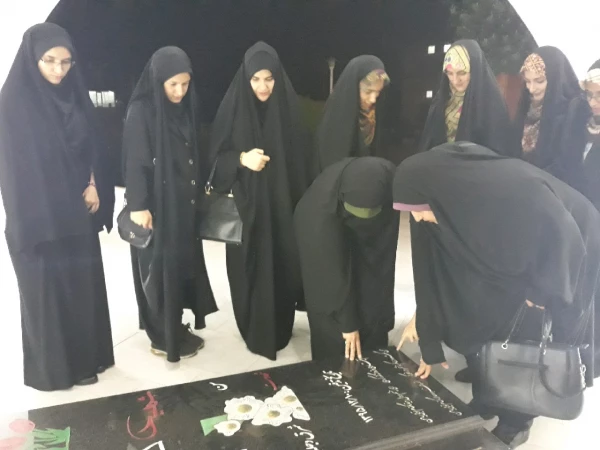 حضور دانشجومعلمان پردیس در مراسم محفل انس با قرآن در پردیس دکتر شریعتی