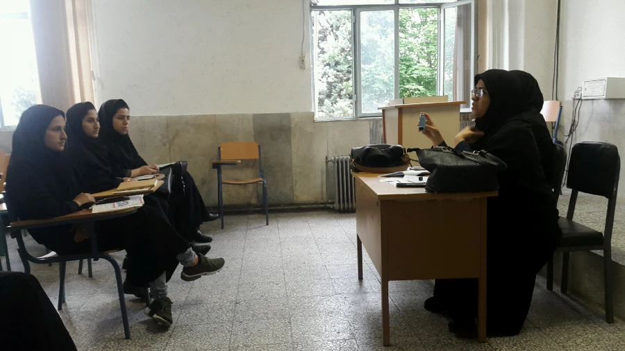 به همت واحد بهداشت و سلامت پردیس و با همکاری مرکز بهداشت شهرستان صورت گرفت: کارگاه آشنایی با بیماری آسم و آلرژی 3