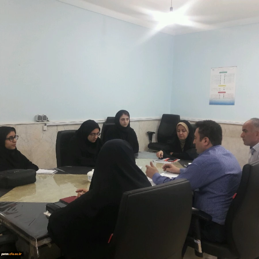 اولین جلسه مسئولین پردیس با اعضای شورای صنفی-رفاهی جدید دانشجویان 2