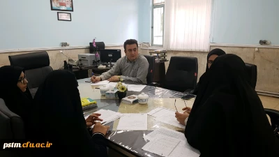 جلسه مسئولین پردیس با اعضای شورای صنفی-رفاهی دانشجویان