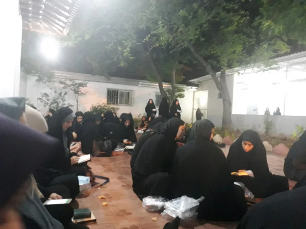 حضور دانشجویان در مراسم شب بیست ویکم ماه مبارک رمضان ؛(دومین شب قدر) و سالگرد شهیدان والا مقام عبوری