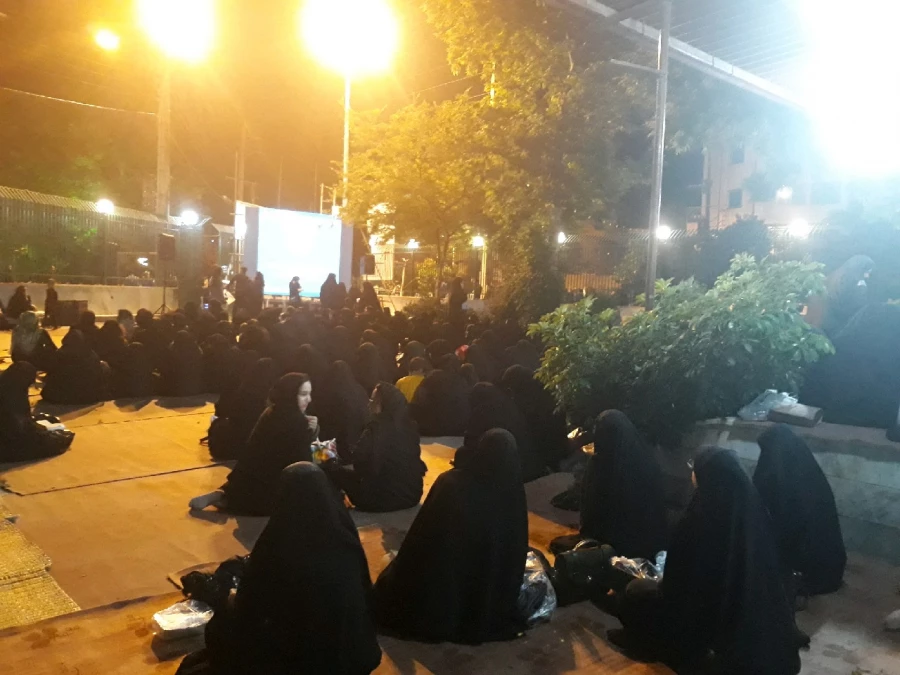 حضور دانشجویان در مراسم شب بیست ویکم ماه مبارک رمضان ؛(دومین شب قدر) و سالگرد شهیدان والا مقام عبوری