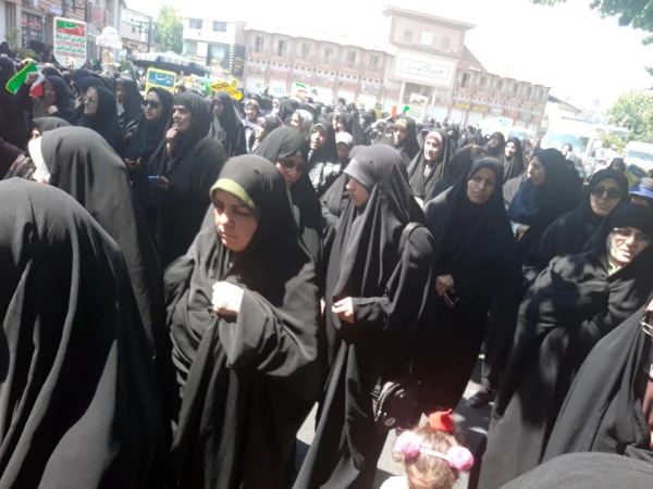 حضور حماسی دانشگاهیان پردیس فاطمه الزهراء (س) در راهپیمایی روز قدس 3