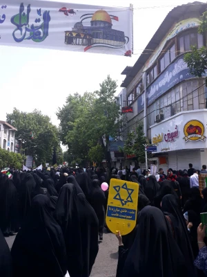 حضور حماسی دانشگاهیان پردیس فاطمه الزهراء (س) در راهپیمایی روز قدس 3